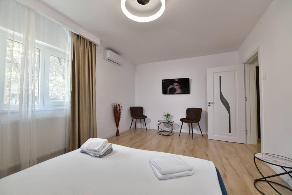 דירות בוקרשט Luxury Studio / Ghencea מראה חיצוני תמונה