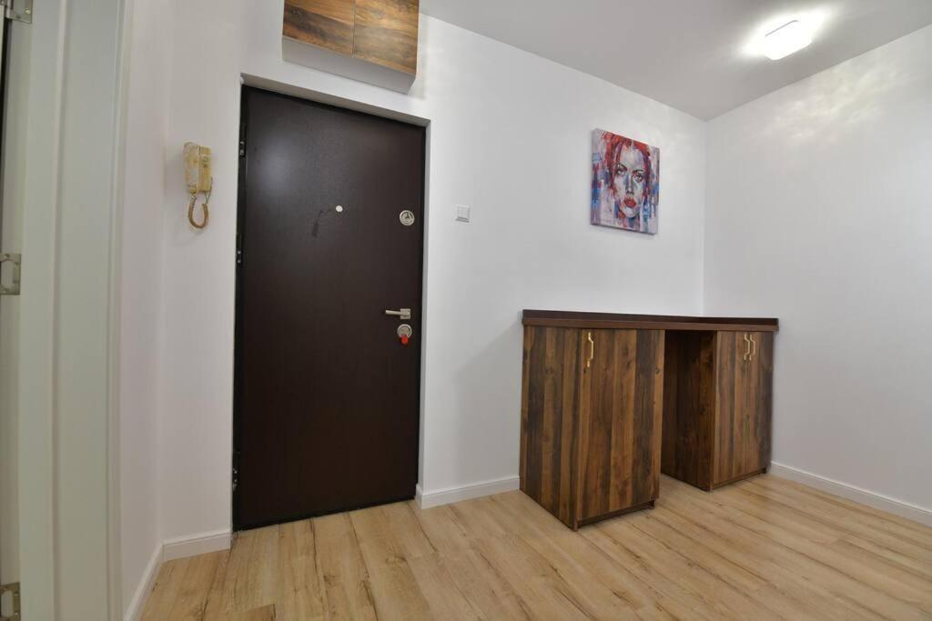 דירות בוקרשט Luxury Studio / Ghencea מראה חיצוני תמונה